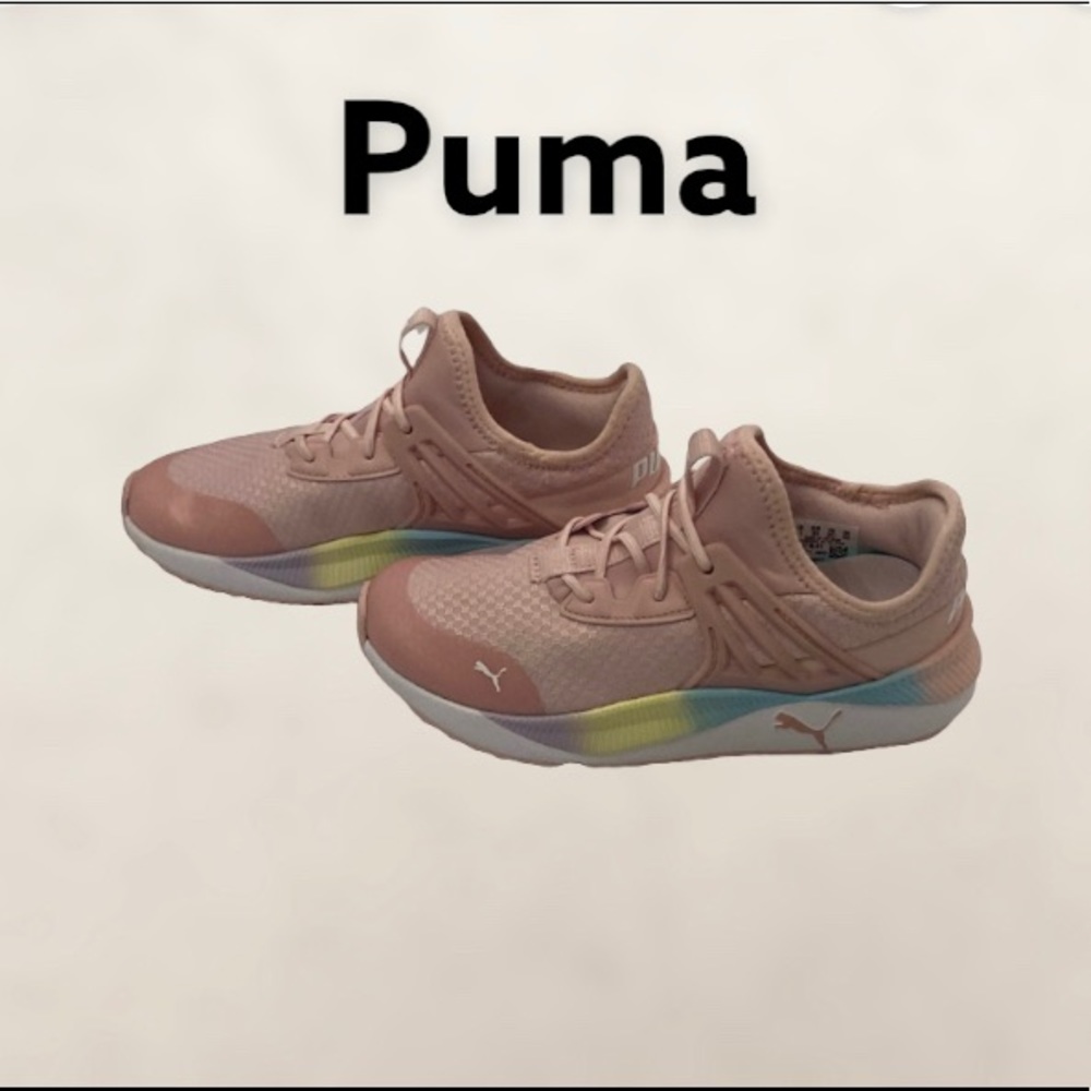 Puma Pacer Future  Kids Girls  Sneakers Shoes Casual size US 2C Missing 1 insole